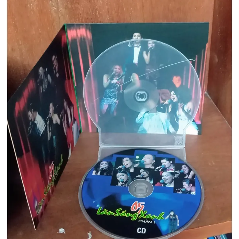 2 đĩa chính hãng Làn Sóng Xanh 1020192