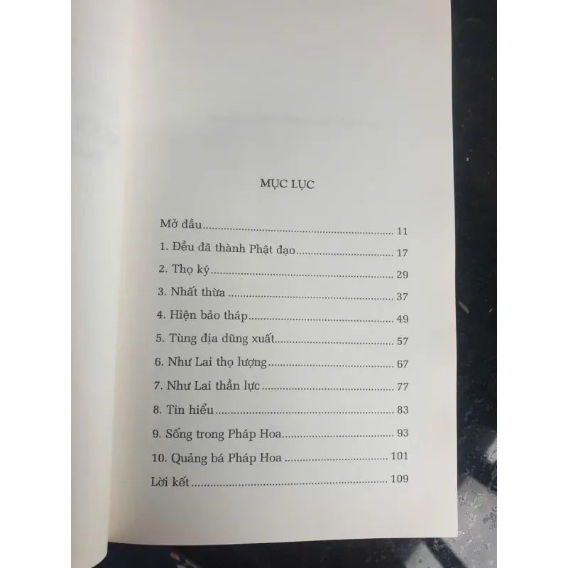 Sách 10 Tư Tưởng Pháp Hoa Trong Đời Sống Hàng Ngày - Đường Đạo mới 90% 687889