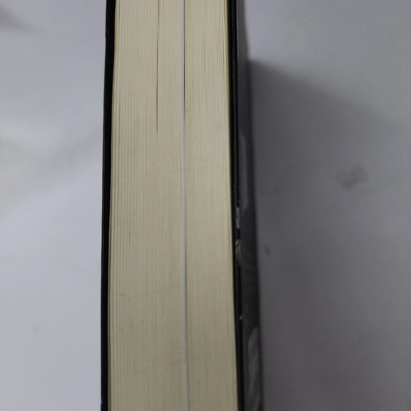 Sách Vũ trụ của Carl Sagan mới 95% 502878