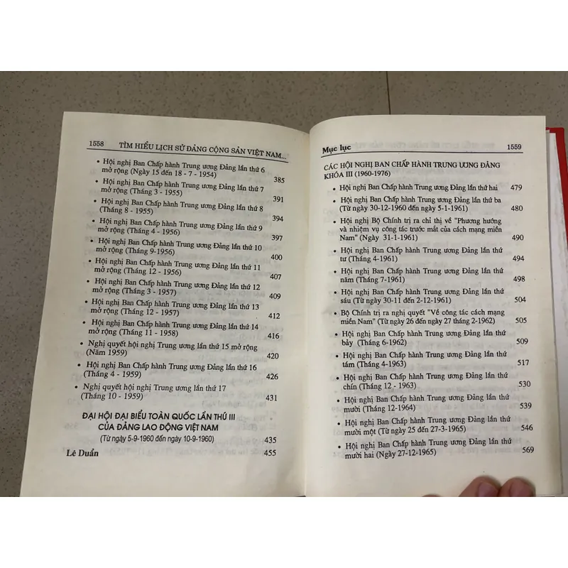Tìm hiểu lịch sử ĐCS Việt Nam qua các Đại hội và Hội nghị Trung ương (1930-2002)  694250