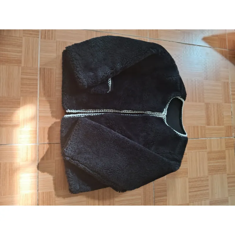 Áo khoác lông bé gái size 120- 130 739667