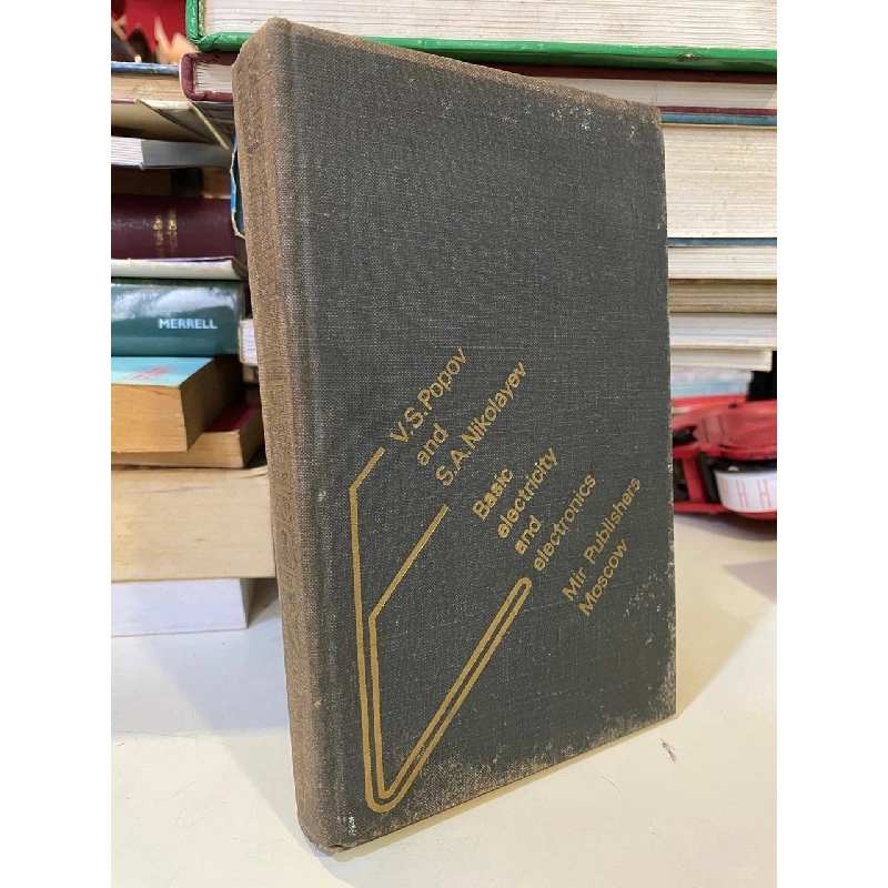 Basic Electricity and Electronics - V. S. Popov and S. A. Nikolayev 976857