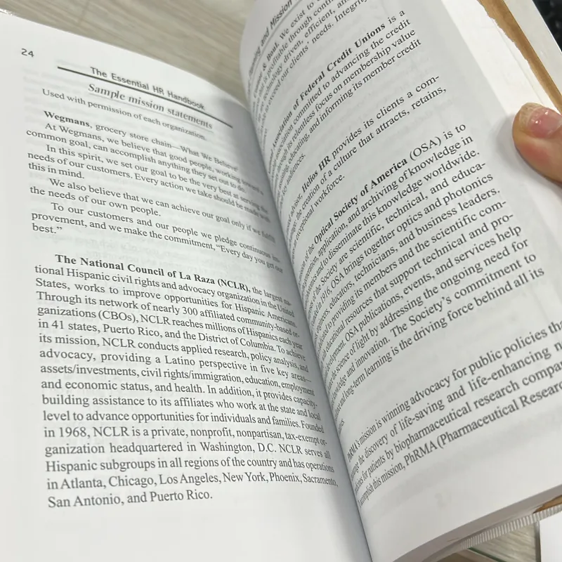 The essential HR Handbook - sách ngoại văn 601589