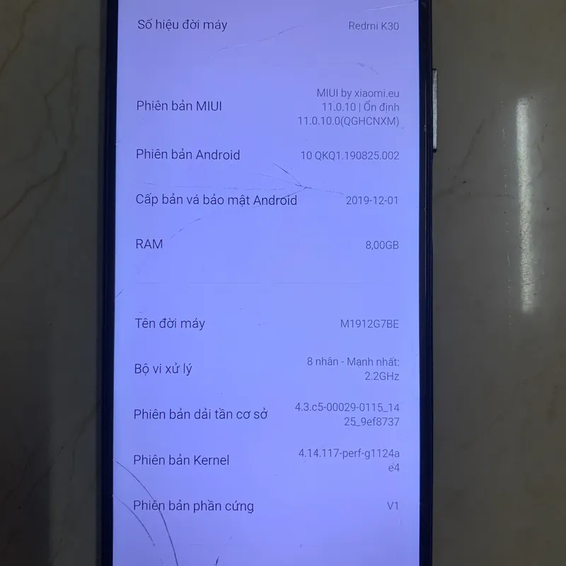 Redmi K30 4G như hình viên trầy hơi xấu cấu hình mạnh chơi game mượt  563779