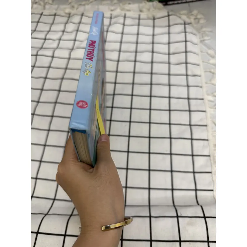 Phù thủy sắc đẹp  701466