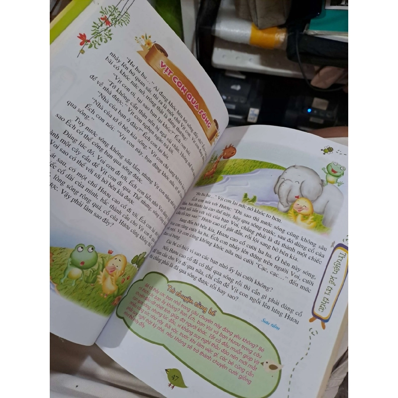 365 Truyện Kể Hằng Đêm Mùa Xuân - Lưu Hồng Hà - 2015 mới 80% ố bẩn nhẹ - MẸ VÀ BÉ - HCM3012 924049