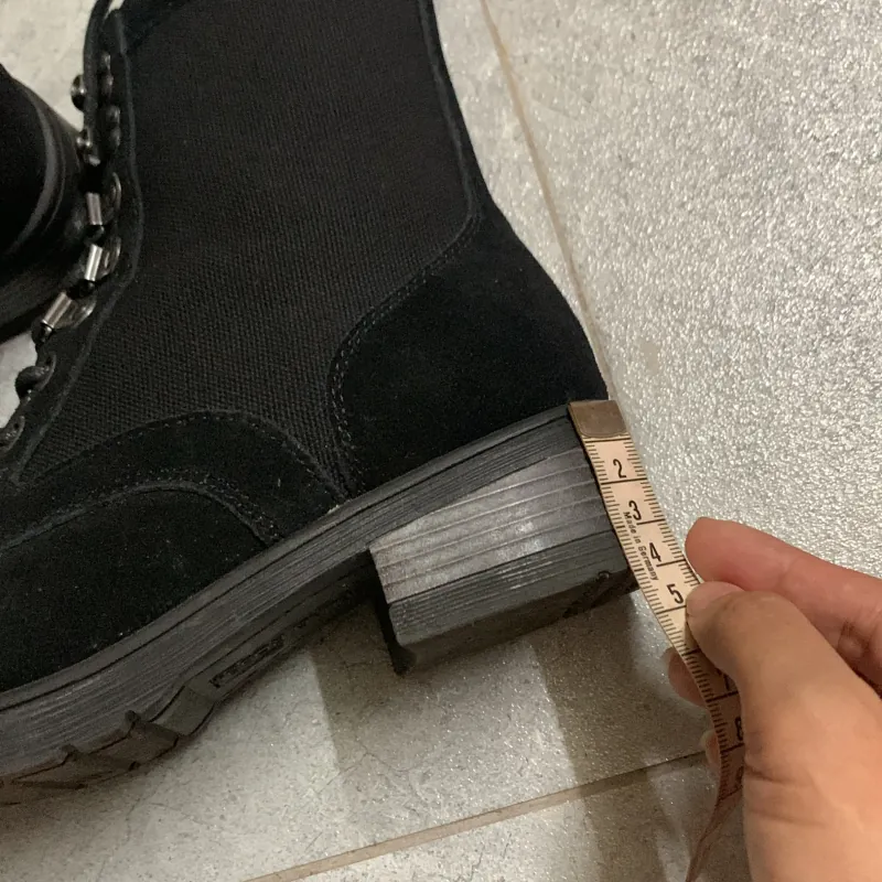 Giày boot nữ đen cao 4cm  759572