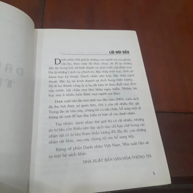 DANH NHÂN THẾ GIỚI 735571