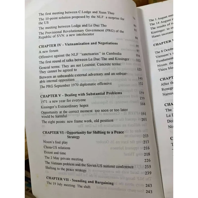 Le Duc Tho - Kissinger - Negotiations In Paris 708051