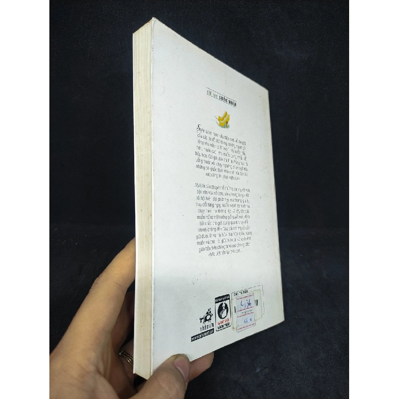 [59K/kg] Kinh tụng thời trang mới 80% HCM0412 365198