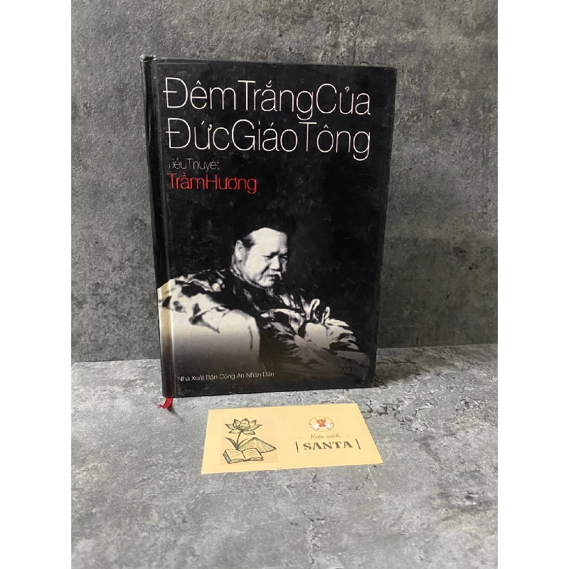 Đêm trắng của Đức Giáo Tông- Trầm Hương 787899