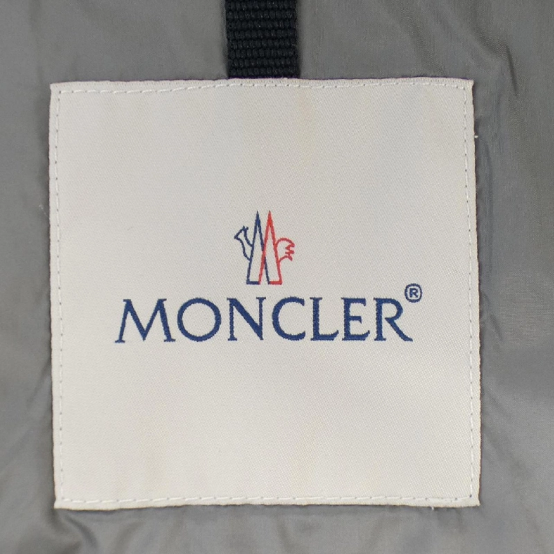 Áo khoác lông vũ MONCLER 635843