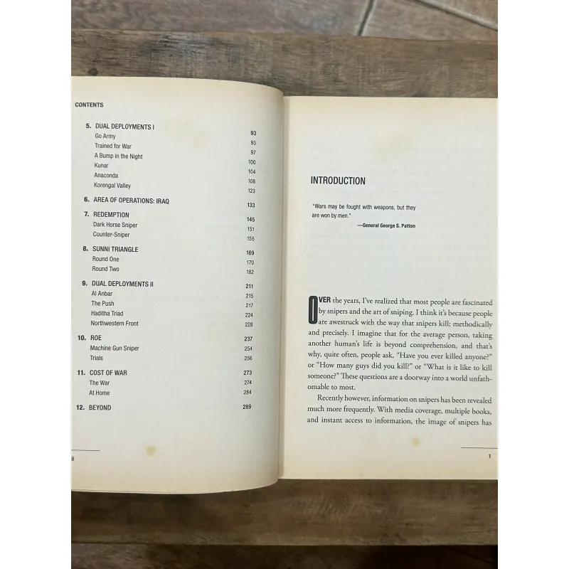 Hunters: U.S. Snipers in the War on Terror - Milo S. Afong 731968