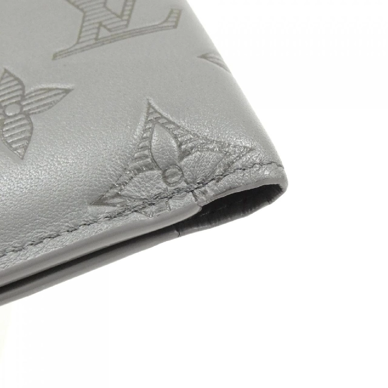 Ví Louis Vuitton Monogram Shadow Porte-Feuille Multiple M81383 620857