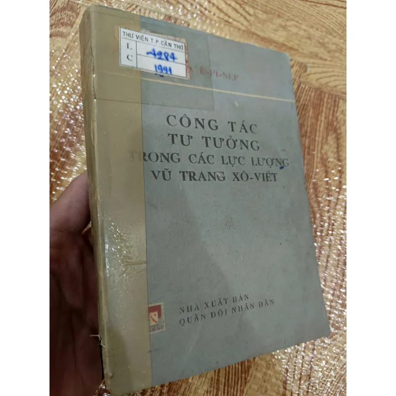 Công tác tư tưởng trong các lực lượng vũ trang Xô-viết 755512