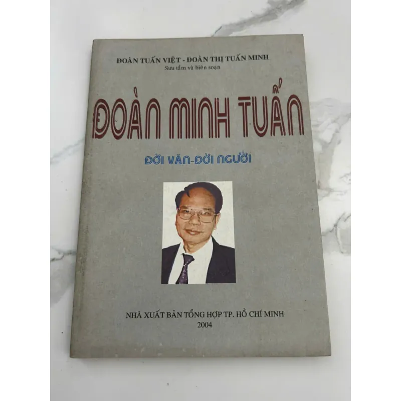 Đoàn Minh Tuấn - Đời Văn - Đời Người 601182