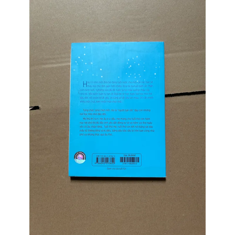 Khi quá buồn hãy tưới nước cho một cái cây 605866