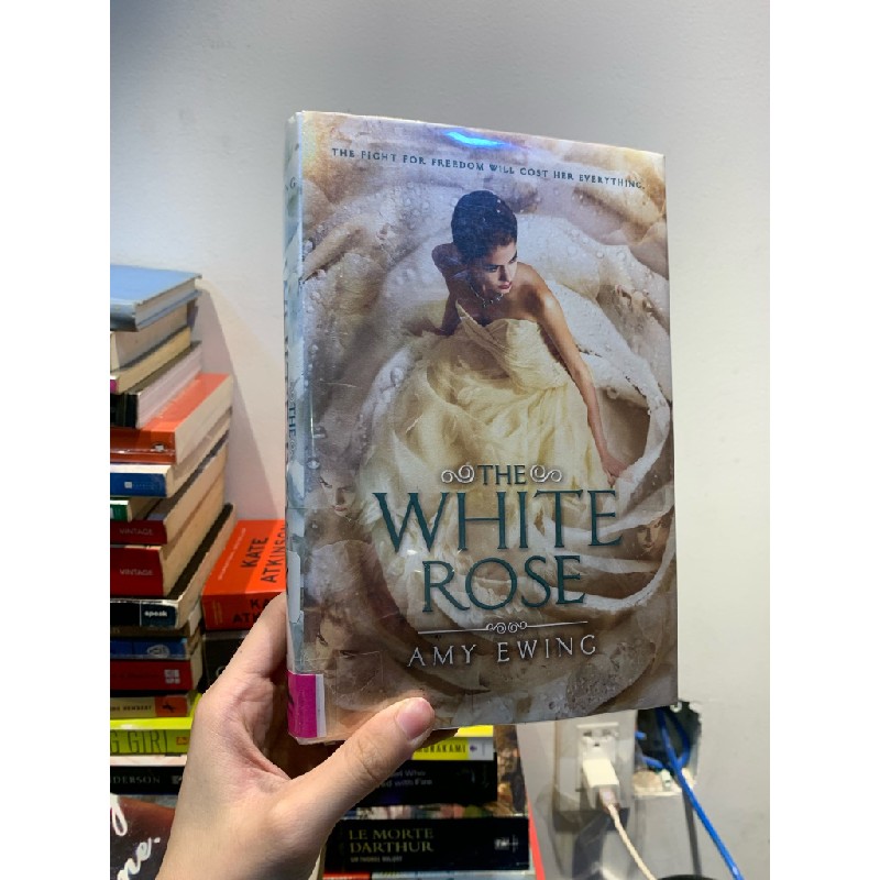 THE WHITE ROSE - Amy Ewing 148970