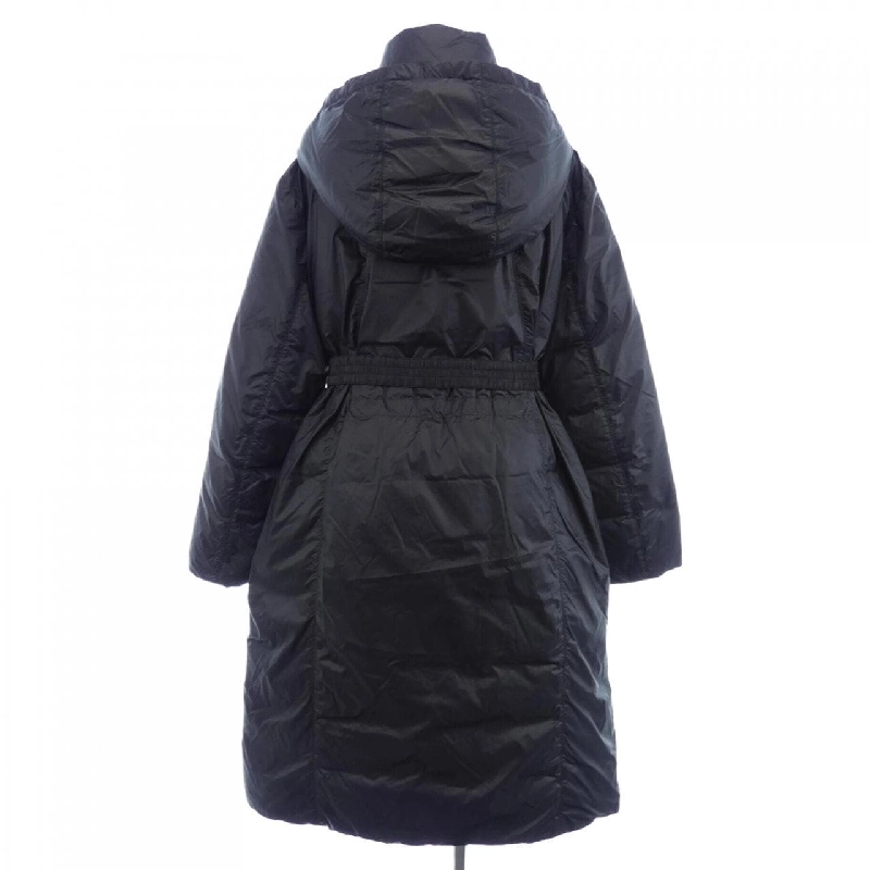 Áo khoác lông vũ MONCLER 638422