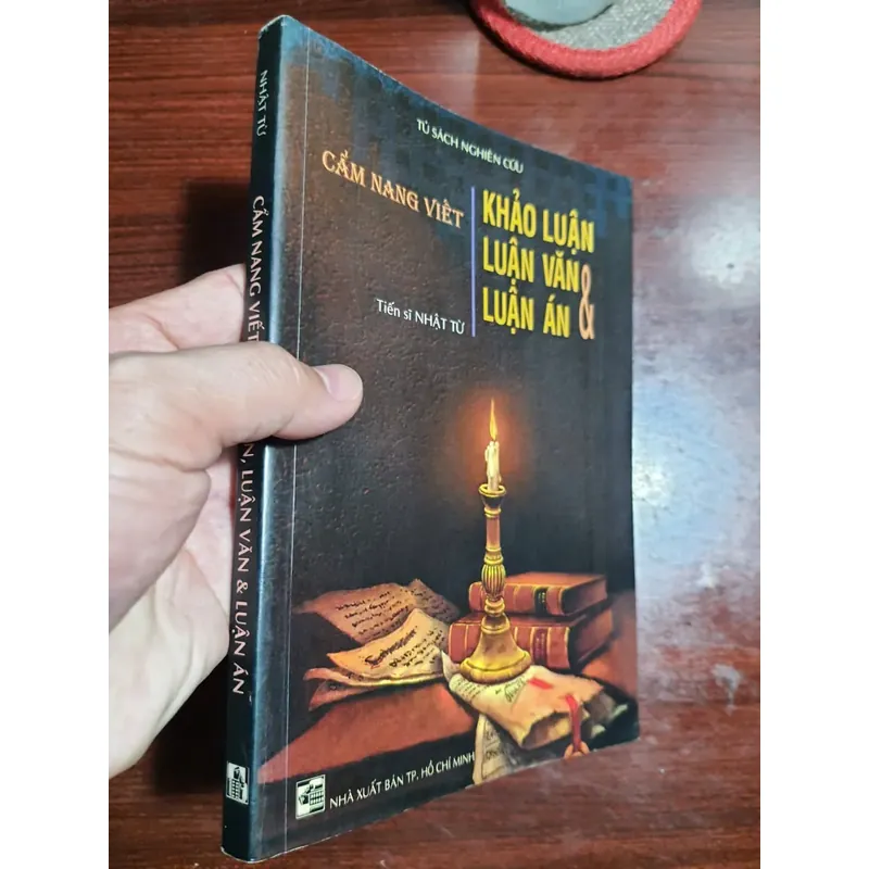 Cẩm nang viết thảo luận, luận văn và luận án 563328