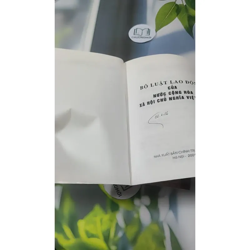 Combo: Bộ Luật Lao Động Của Nước Cộng Hòa XHCN Việt Nam, Luật Đất Đai 727363