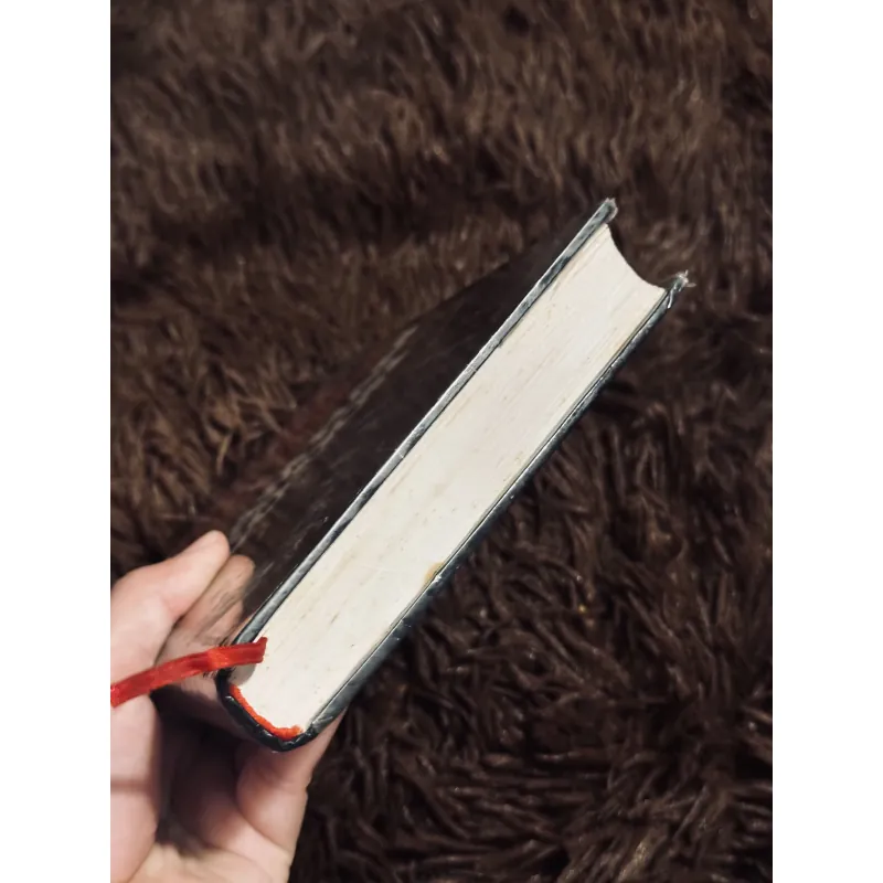 Trăm năm cô đơn 996358