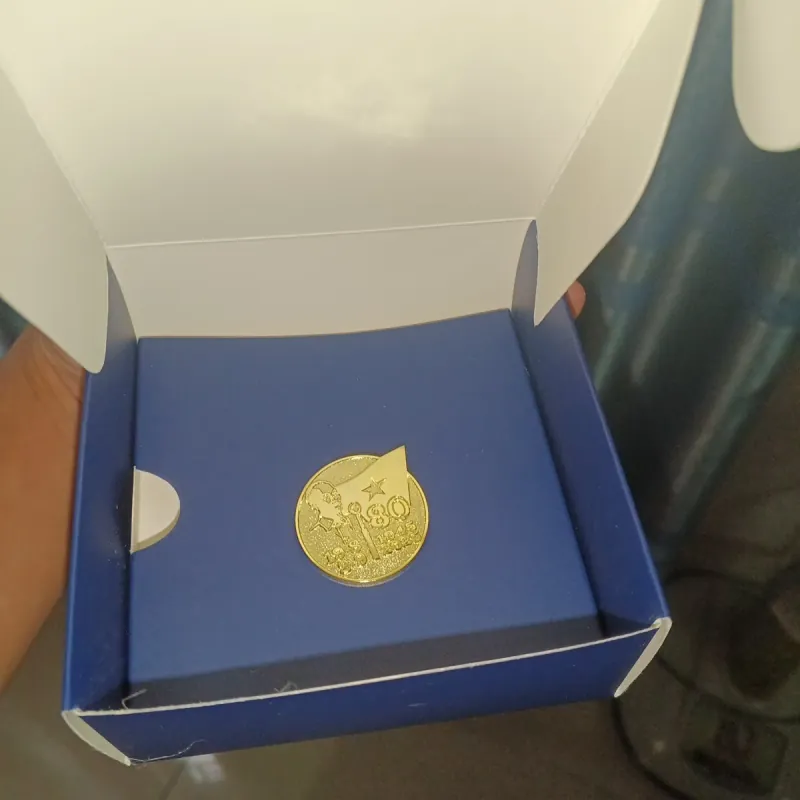 Huy hiệu kỉ niệm 80 năm viettinbank 966360