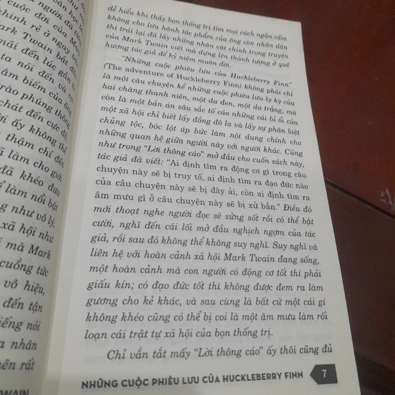 MARK TWAIN - Những cuộc phiêu lưu của Huckleberry Finn 497927