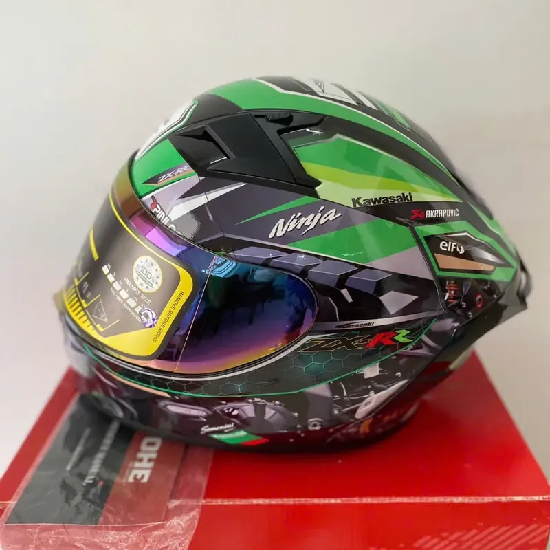 mũ bảo hiểm yohe- size M (55-56cm). hàng con nguyên tem mạc 576964