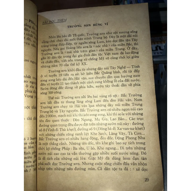 Địa lý lớp chín phổ thông 930076
