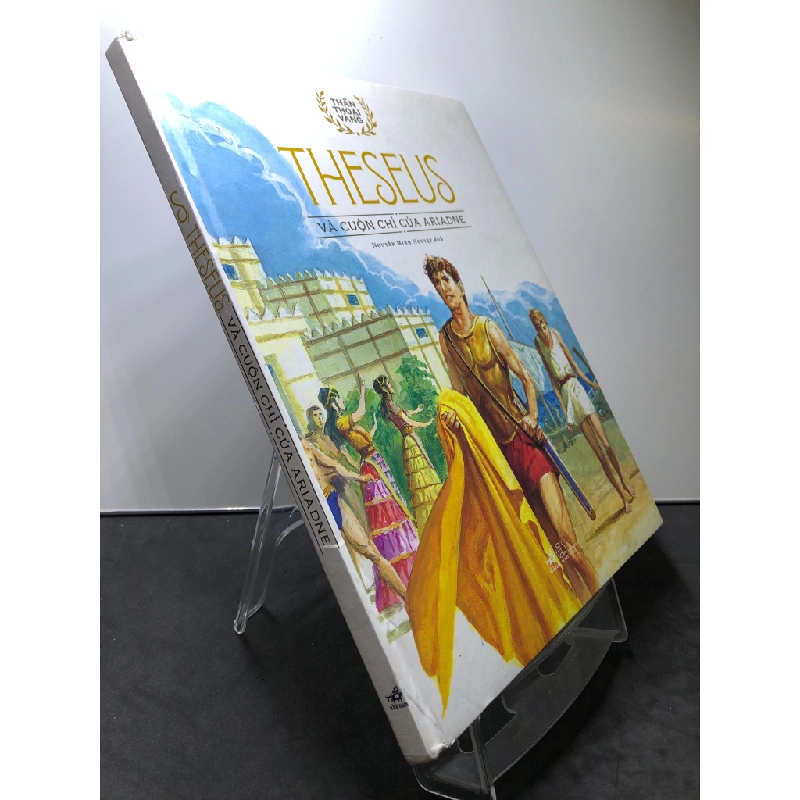 Theseus và cuộn chỉ của Ariadne 2017 mới 85% bẩn nhẹ BÌA CỨNG THIẾU NHI HPB0508 TRUYỆN TRANH 451460