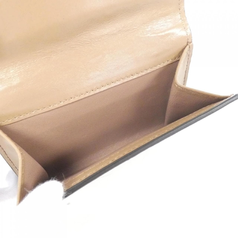 【Sản phẩm mới】Ví gập C TRIFOLD CHC24WP448 O16 của Chloe 621915