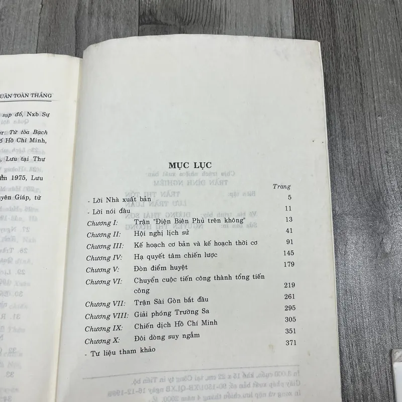 Tổng hành dinh trong mùa xuân toàn thắng. 7a1 738700