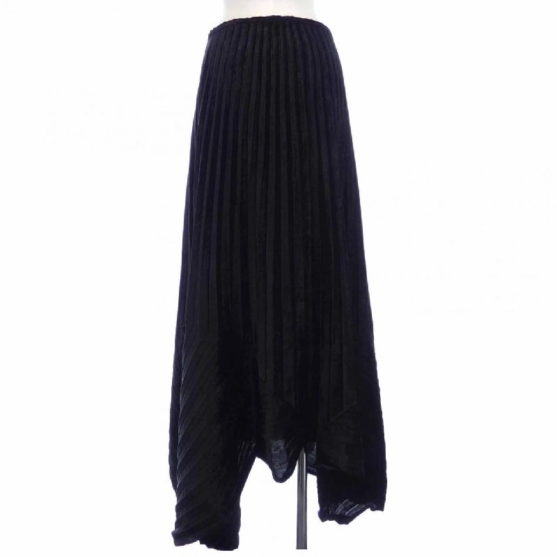 Váy ISSEY MIYAKE IM42FG202 647222