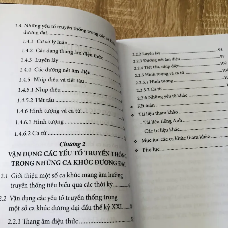 YẾU TỐ TRUYỀN THỐNG TRONG CÁC CA KHÚC ĐƯƠNG ĐẠI  1027895