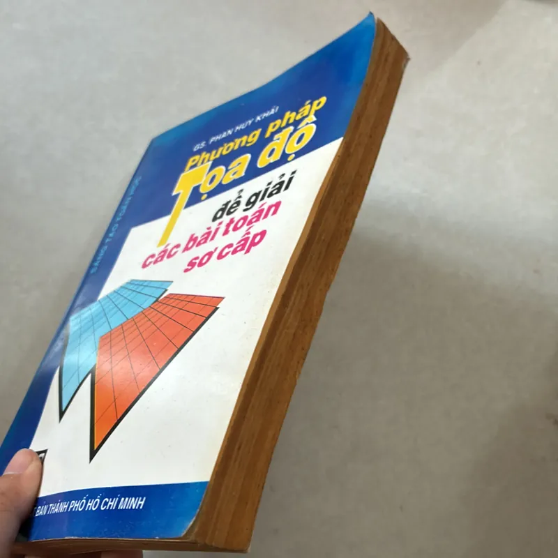 Phương pháp tọa độ để giải các bài toán sơ cấp - phan huy khải 739486