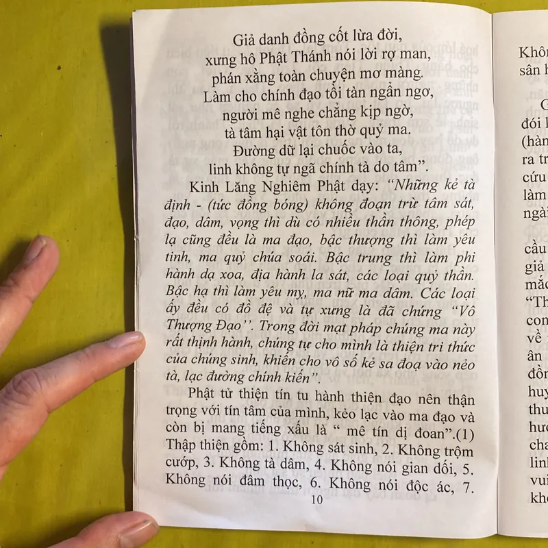 Luận Giải Chính Tín và Mê Tín - Trường Cơ Bản Phật Học Hà Tây 605932