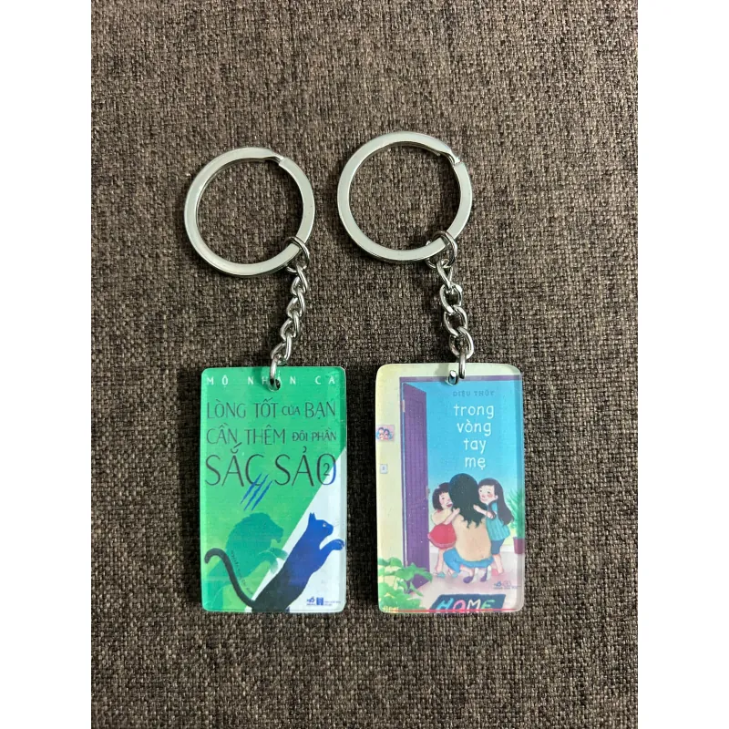 Móc khóa sách: Lòng tốt của bạn cần thêm đôi phần sắc sảo  + Trong vòng tay mẹ 732375