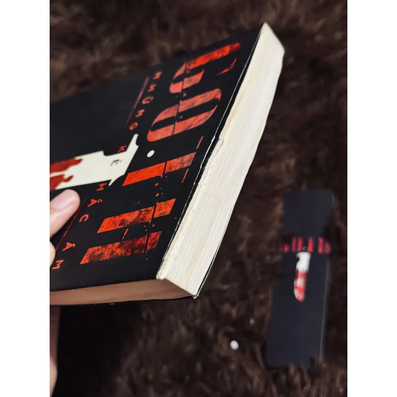 Goth những kẻ hắc ám 1001434