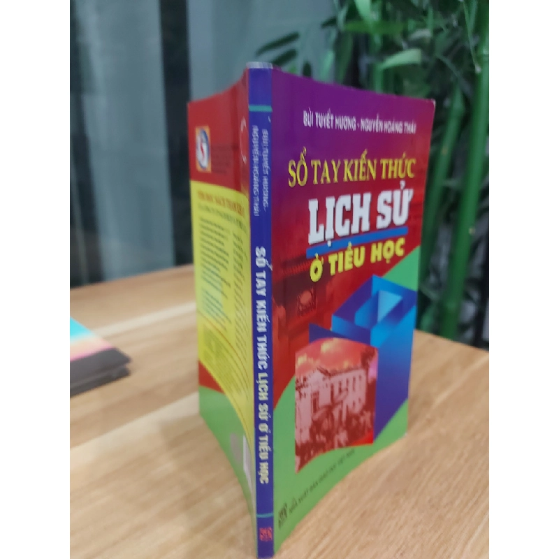Sổ Tay Kiến Thức Lịch Sử Sơ Tiểu Học – Nguyễn Hoàng Thái 551259