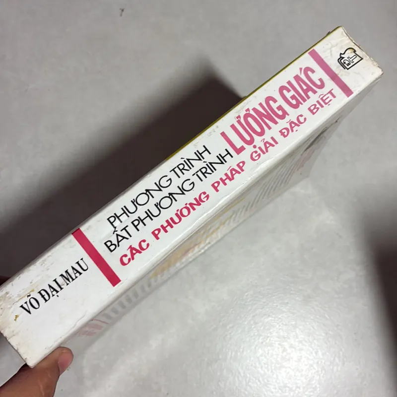 Các phương pháp giải đặc biệt phương trình bất phương trình lượng giác - Võ Đại Mau 779128