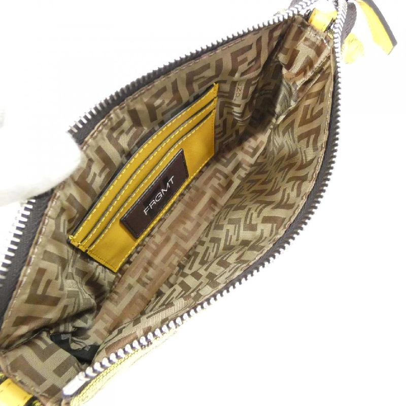 Túi xách Fendi Baguette Pouch 8BS073 AR20 - Hàng hiệu Chính hãng 802912