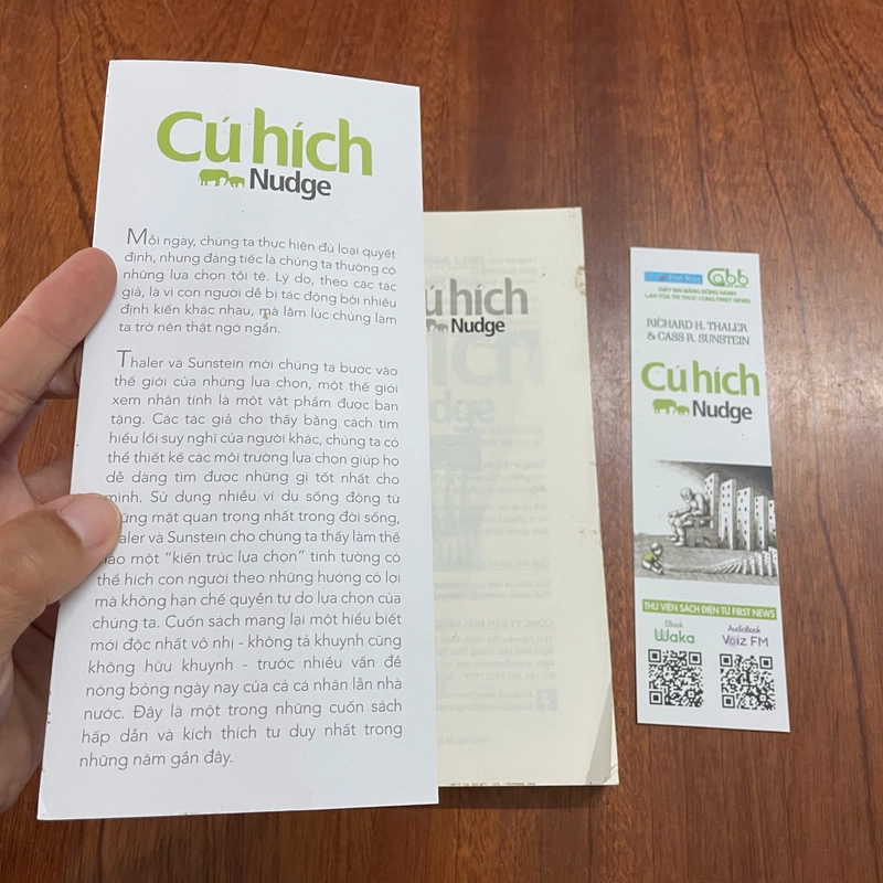 II Sách Kỹ Năng: Cú Hích _ Nudge - RICHARD H. THALER & CASS R. SUNSTEIN - 2022 476289