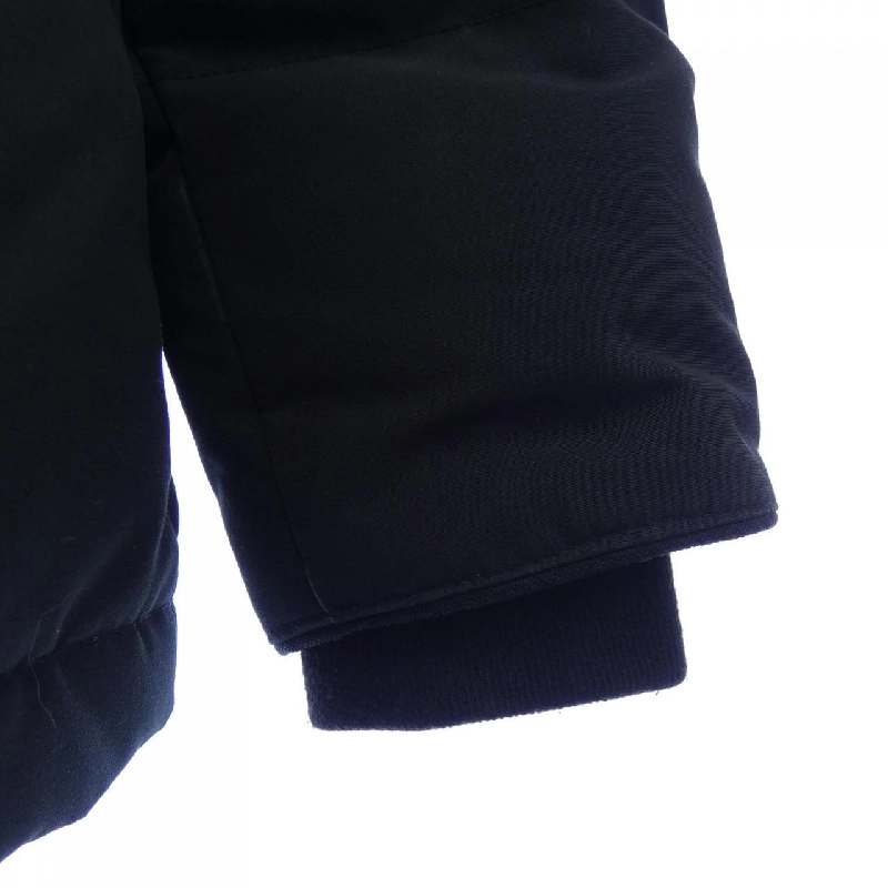 Áo khoác lông Canada Goose 633670