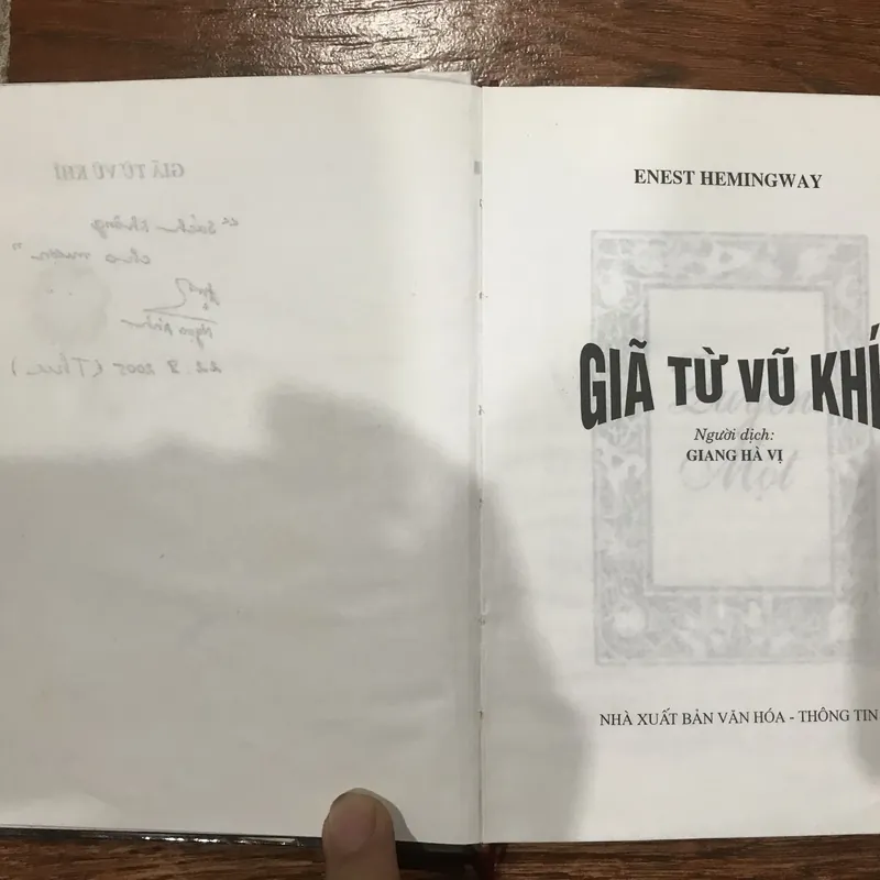 Giã từ vũ khí - Ernest Hemingway (k1) 717828