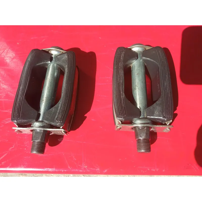 ĐÔI BÀN ĐẠP XE ĐẠP CỔ XƯA ĐẸP.-ZIN CHẤT - SIÊU BỀN... 714752