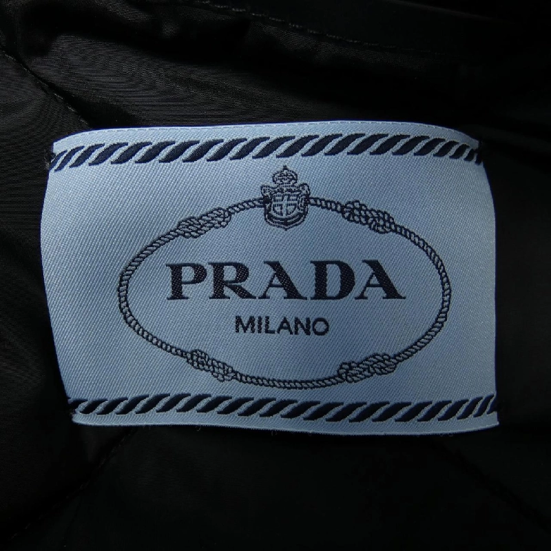 Áo khoác PRADA - Hàng hiệu Authentic 824664