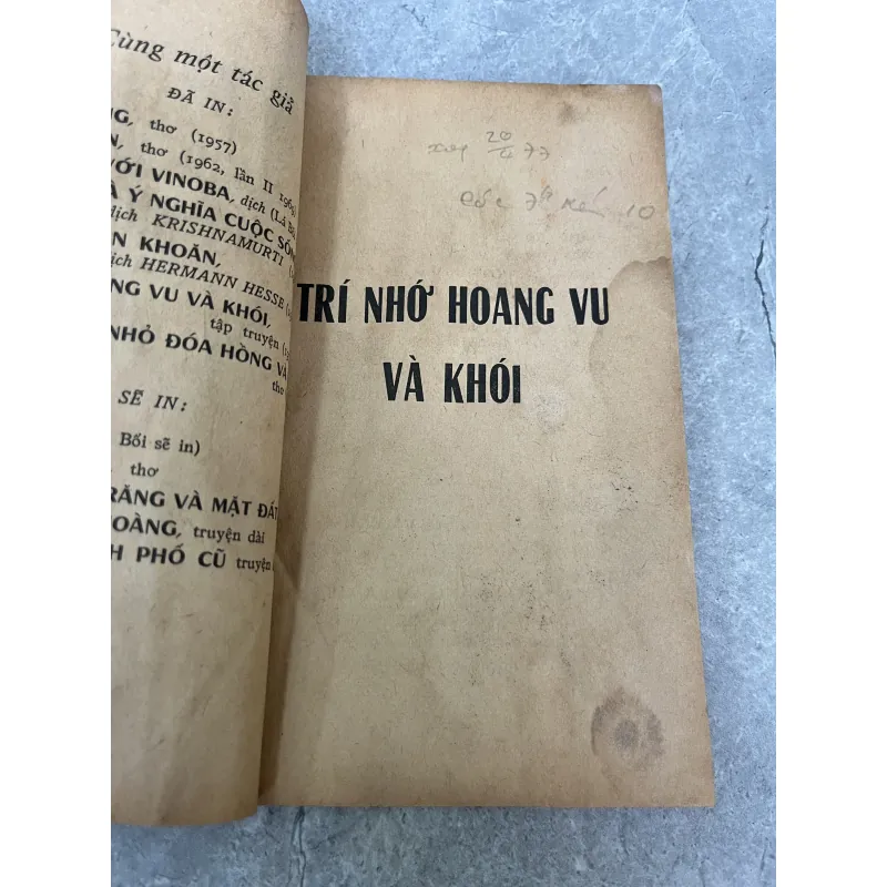 TRÍ NHỚ HOANG VU VÀ KHÓI - HOÀI KHANH 931488