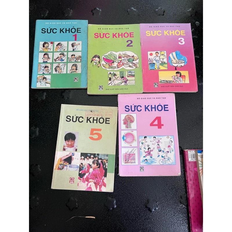 Full bộ sức khỏe tiểu học sách chương trình cũ  499404