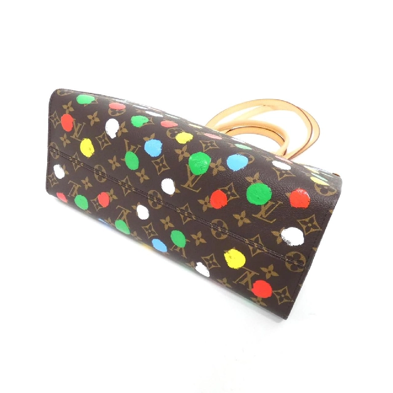 Túi Louis Vuitton Monogram (LV X YK) On The Go MM M46379 617936